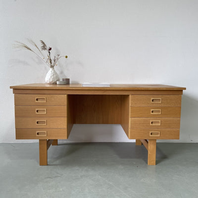Scandinavisch eiken bureau - LOUI.STORE