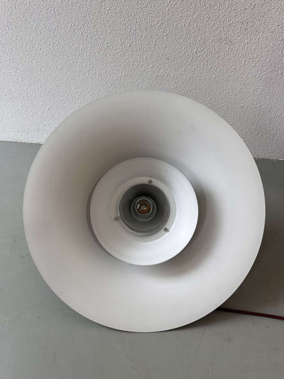 
                  
                    Scandinavische hanglamp - LOUI.STORE
                  
                
