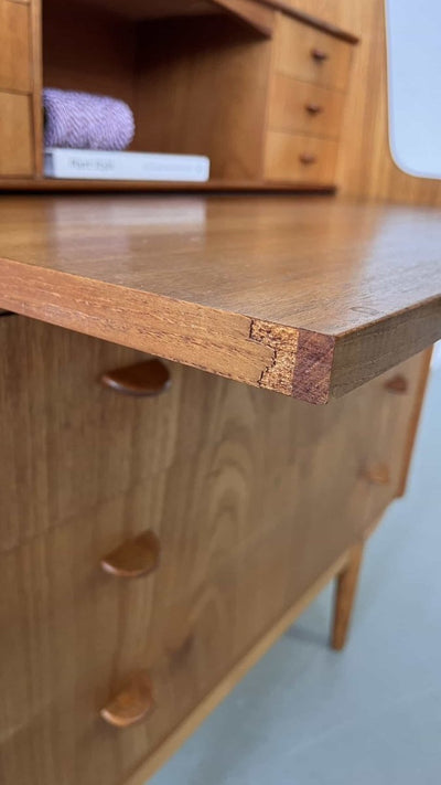 
                  
                    Secretaire teak - LOUI.STORE
                  
                