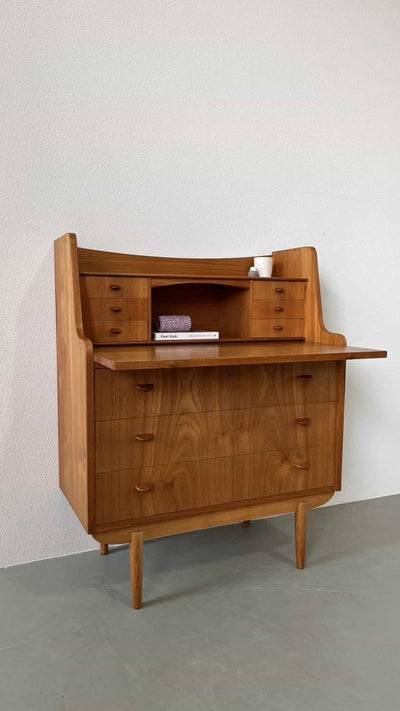 
                  
                    Secretaire teak - LOUI.STORE
                  
                