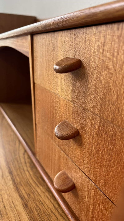 
                  
                    Secretaire teak - LOUI.STORE
                  
                