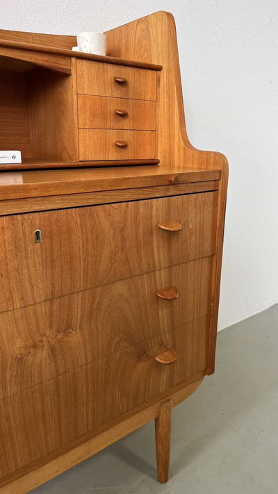 
                  
                    Secretaire teak - LOUI.STORE
                  
                