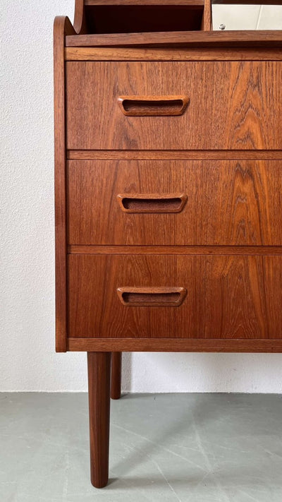 
                  
                    Secretaire-vanity - LOUI.STORE
                  
                