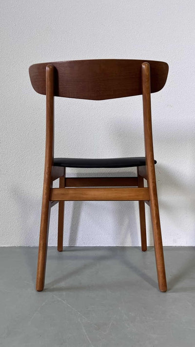 
                  
                    Set 2 stoelen Findahls - LOUI.STORE
                  
                