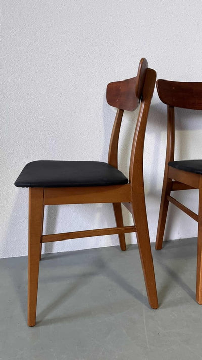 
                  
                    Set 2 stoelen Findahls - LOUI.STORE
                  
                