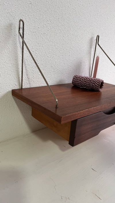 
                  
                    Set 2 wandkastjes met lade - LOUI.STORE
                  
                