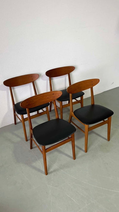 
                  
                    Set 4* Farstrup stoelen teak - LOUI.STORE
                  
                