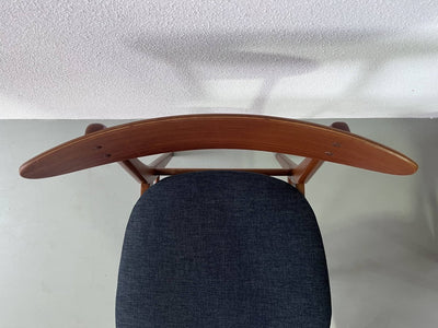 
                  
                    Set Farstrup stoelen (2,4 of 6) - LOUI.STORE
                  
                