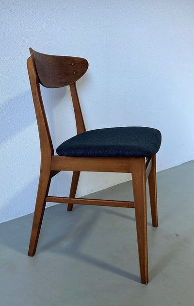 
                  
                    Set Farstrup stoelen (2,4 of 6) - LOUI.STORE
                  
                