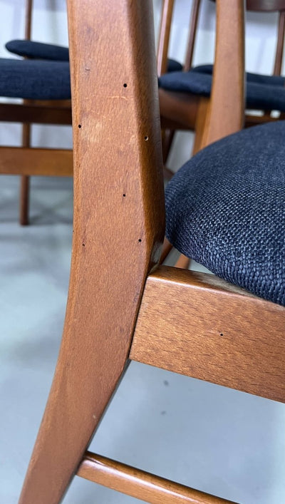 
                  
                    Set Farstrup stoelen (2,4 of 6) - LOUI.STORE
                  
                