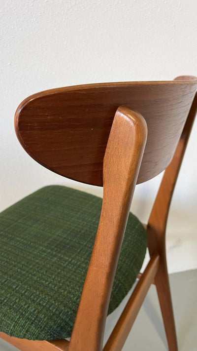 
                  
                    Set Farstrup stoelen *4 - LOUI.STORE
                  
                