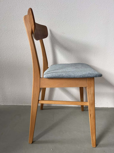 
                  
                    Set Findahls stoelen 8* - LOUI.STORE
                  
                