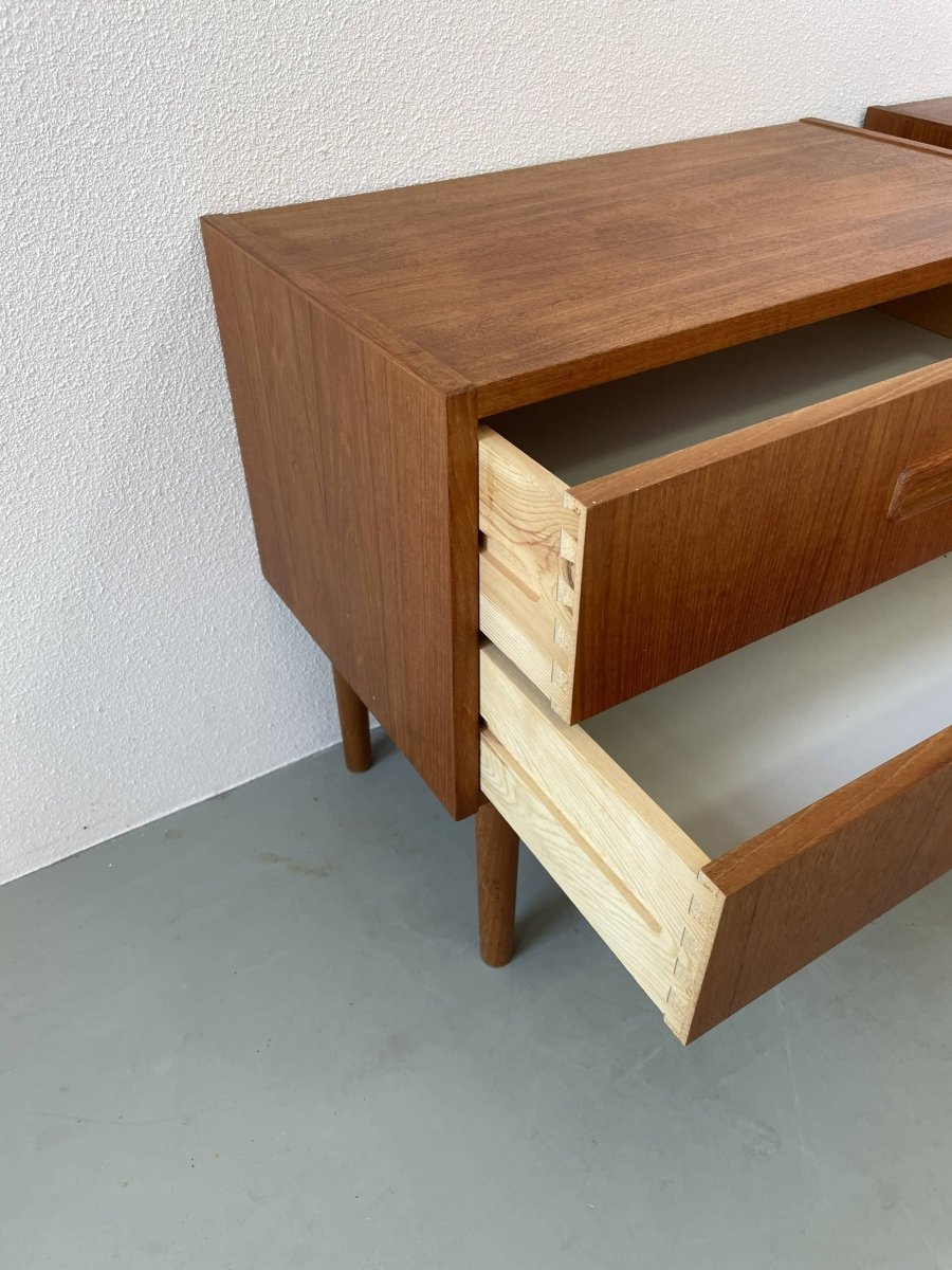 
                  
                    Set nachtkastjes teak *2 - LOUI.STORE
                  
                