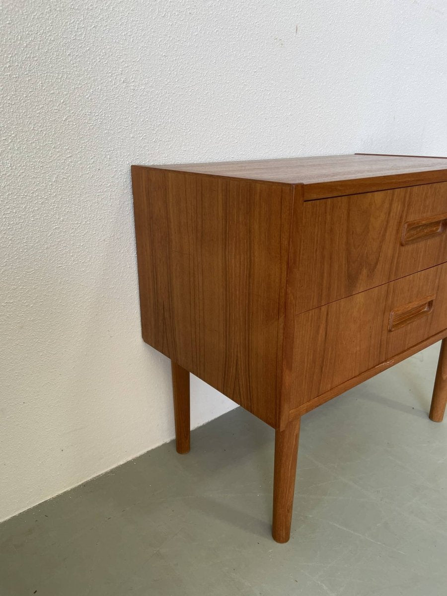 
                  
                    Set nachtkastjes teak *2 - LOUI.STORE
                  
                