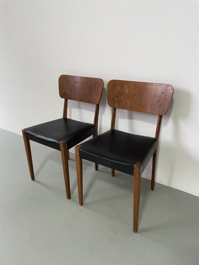 
                  
                    Set stoelen opknappers - LOUI.STORE
                  
                