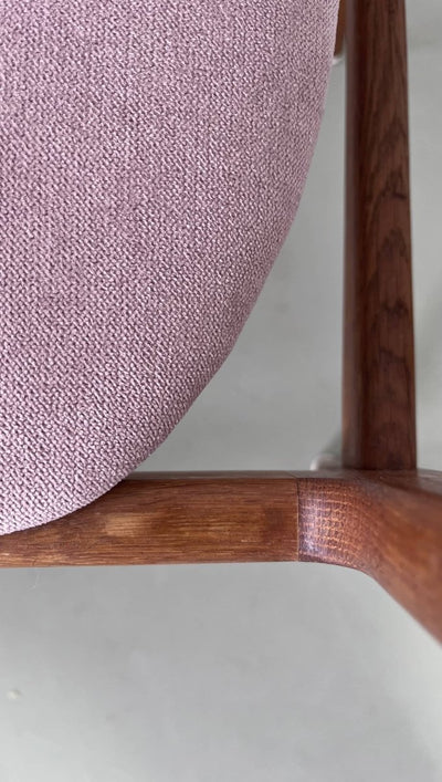 
                  
                    Set Vamo Sønderborg stoelen - LOUI.STORE
                  
                
