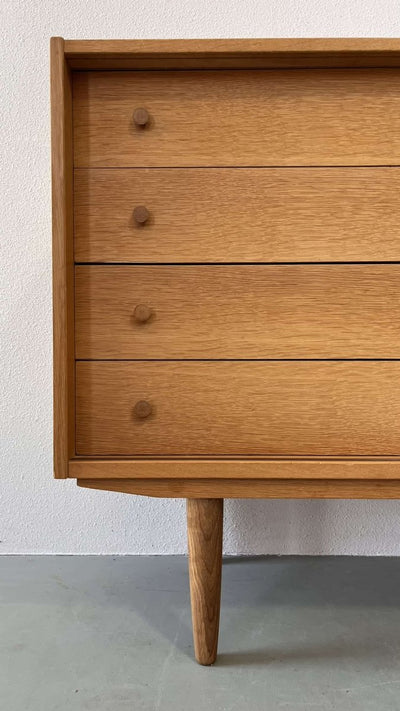 
                  
                    Sideboard in eiken - LOUI.STORE
                  
                