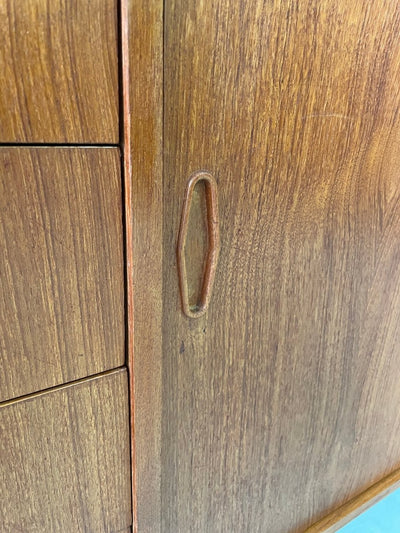 
                  
                    Sideboard lades en deurtjes - LOUI.STORE
                  
                