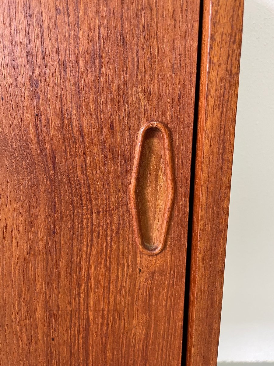 
                  
                    Sideboard lades en deurtjes - LOUI.STORE
                  
                