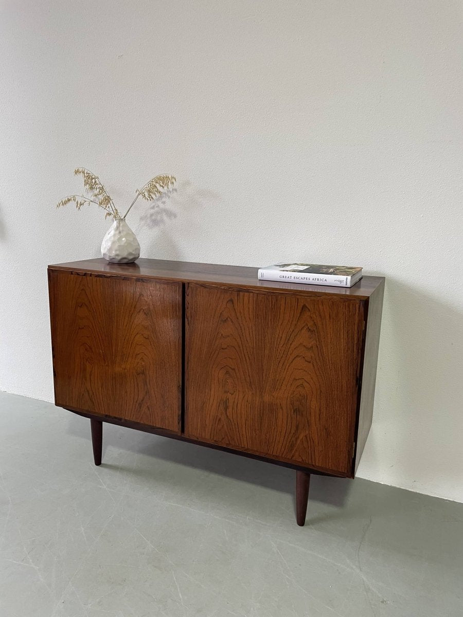 Sideboard Omann Jun palissander - LOUI.STORE