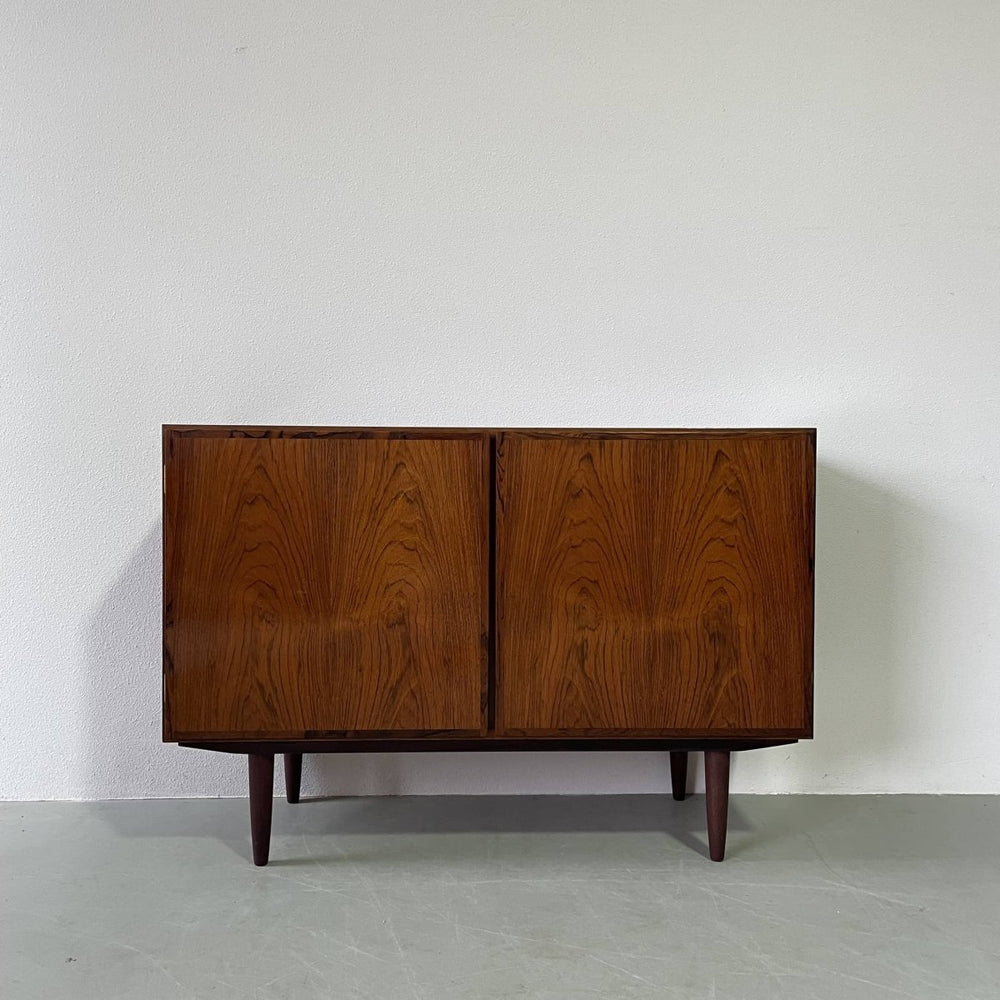 
                  
                    Sideboard Omann Jun palissander - LOUI.STORE
                  
                