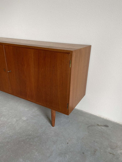 
                  
                    Sideboard teak Hundevad - LOUI.STORE
                  
                