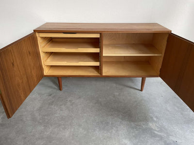 
                  
                    Sideboard teak Hundevad - LOUI.STORE
                  
                