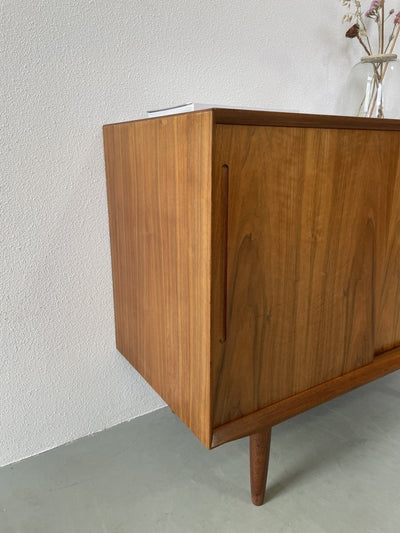 
                  
                    Sideboard walnoot - LOUI.STORE
                  
                