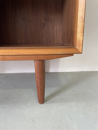 
                  
                    Sideboard walnoot - LOUI.STORE
                  
                