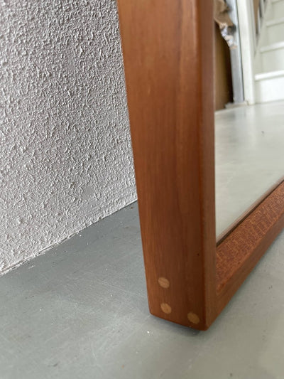 
                  
                    Spiegel Aksel Kjersgaard - LOUI.STORE
                  
                