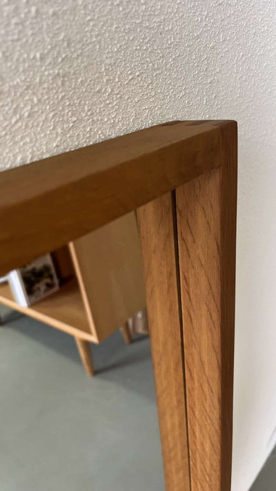 
                  
                    Spiegel eik Kai Kristiansen - LOUI.STORE
                  
                