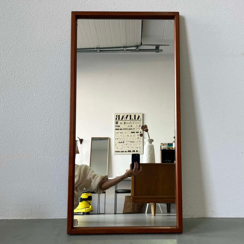 Spiegel strak in teak - LOUI.STORE