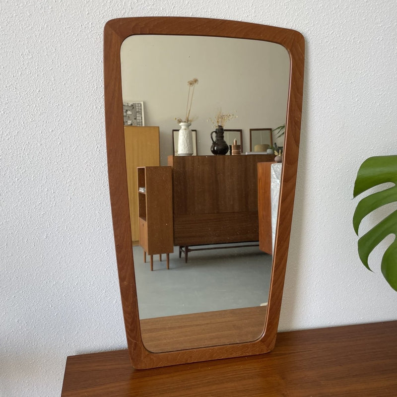 Spiegel taps (klein) - LOUI.STORE