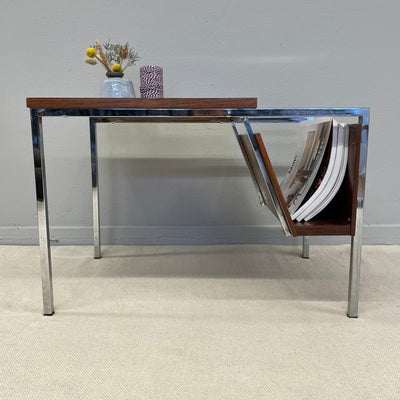 
                  
                    Tafeltje met lectuurbak - LOUI.STORE
                  
                