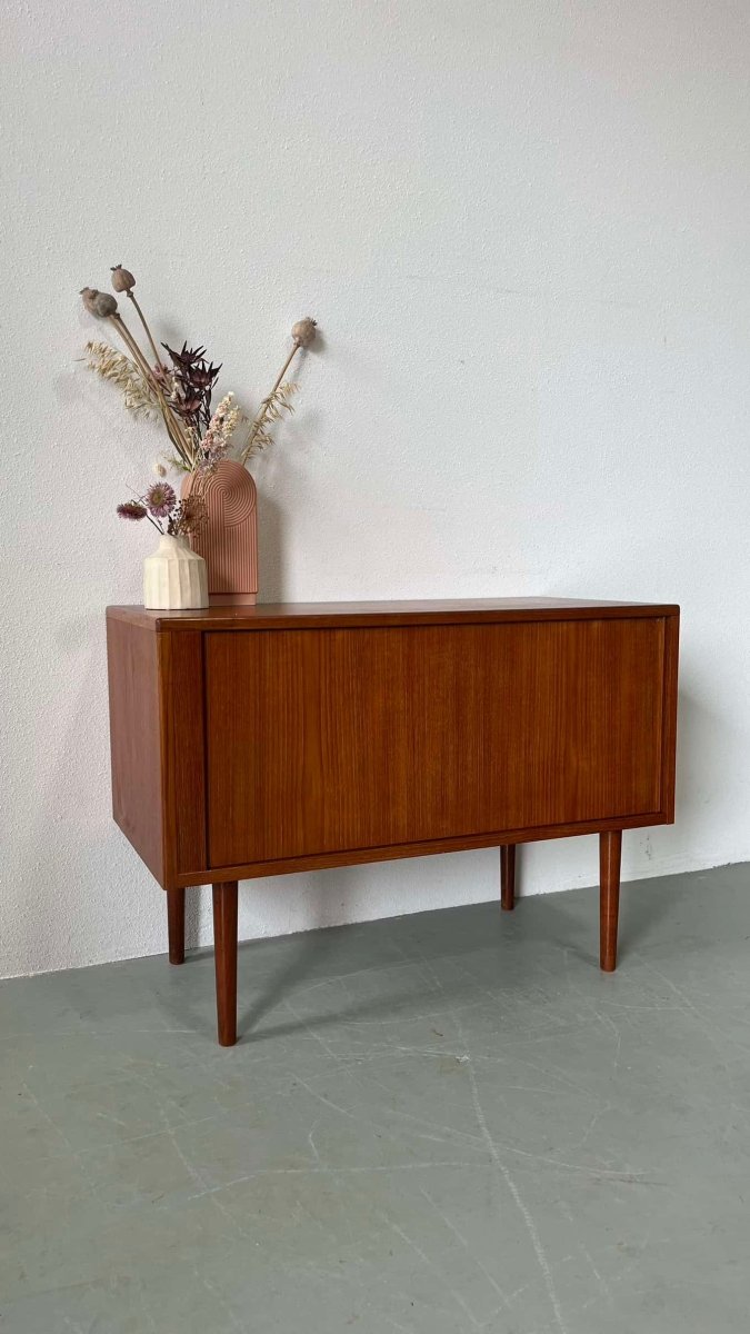 Tambour sideboard Hundevad - LOUI.STORE