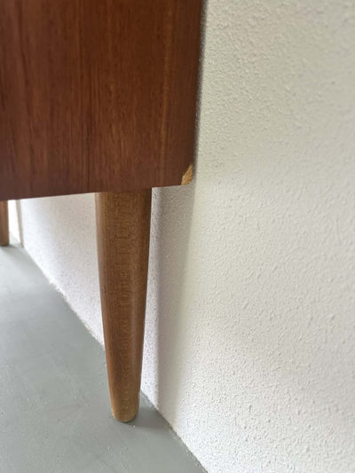 
                  
                    Teak 6* ladekast - LOUI.STORE
                  
                