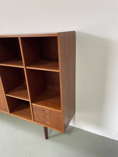 
                  
                    Teak boekenkast groot - LOUI.STORE
                  
                