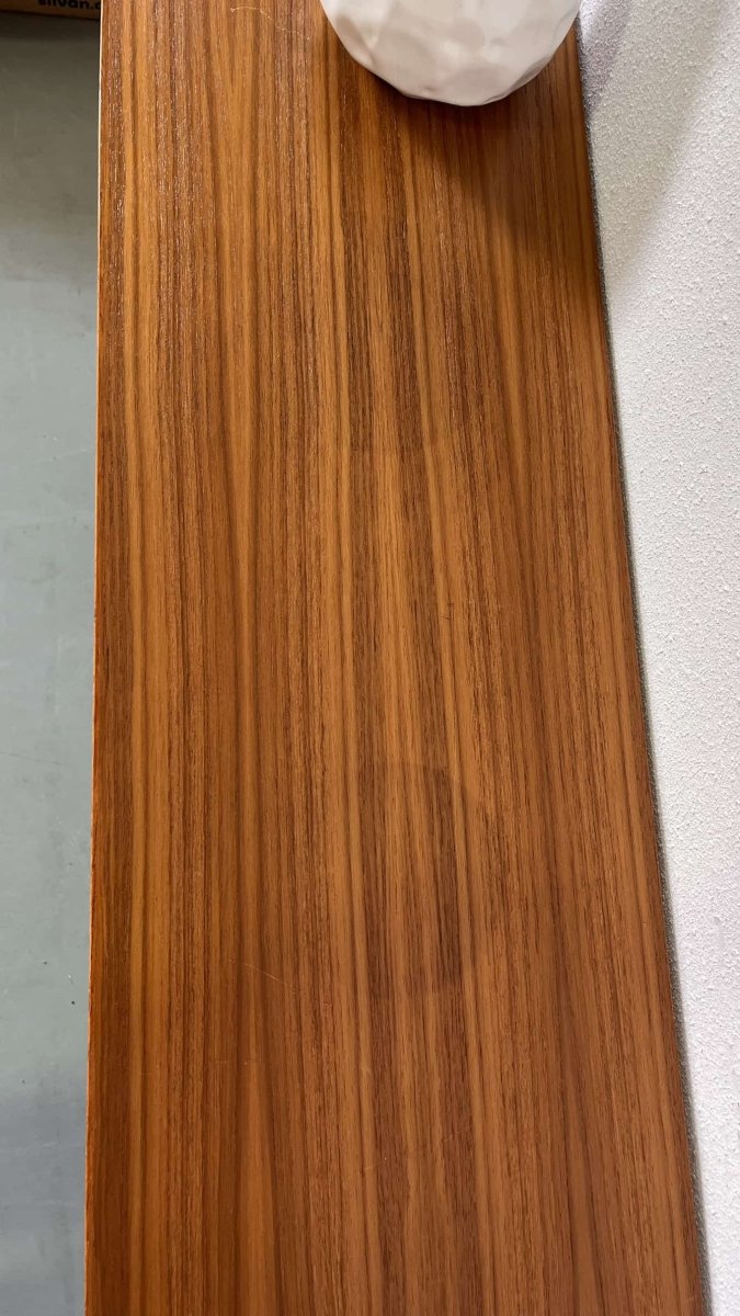 
                  
                    Teak boekenkast laag - LOUI.STORE
                  
                