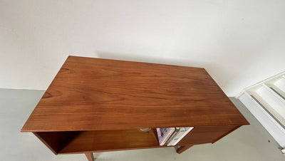 
                  
                    Teak bureau 2 kanten - LOUI.STORE
                  
                
