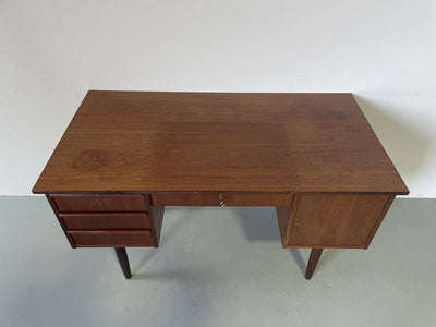 
                  
                    Teak bureau - LOUI.STORE
                  
                