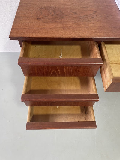 
                  
                    Teak bureau - LOUI.STORE
                  
                