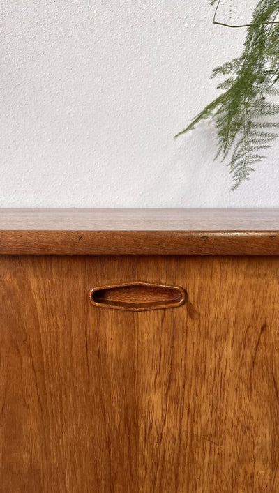 
                  
                    Teak Deens highboard - LOUI.STORE
                  
                