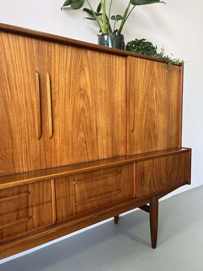 
                  
                    Teak Deens highboard - LOUI.STORE
                  
                
