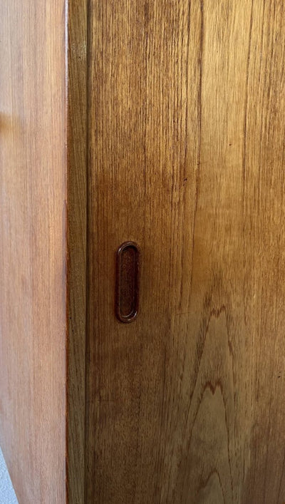 
                  
                    Teak Deens highboard - LOUI.STORE
                  
                