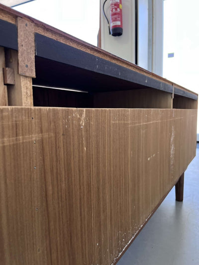 
                  
                    Teak Deens lowboard XL - LOUI.STORE
                  
                