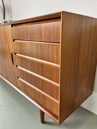 
                  
                    Teak Deens lowboard - LOUI.STORE
                  
                