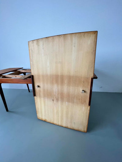 
                  
                    Teak eettafel uitschuifbaar - LOUI.STORE
                  
                