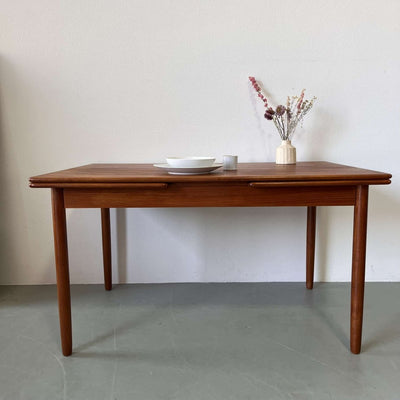 Teak eettafel XL - LOUI.STORE