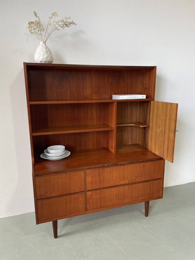 
                  
                    Teak highboard - wandkast - LOUI.STORE
                  
                