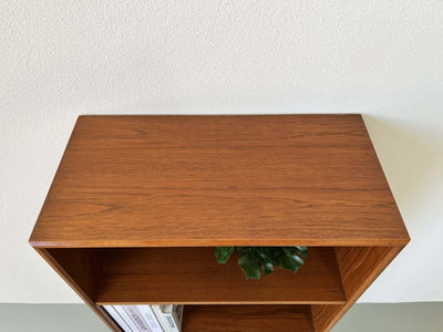 
                  
                    Teak kastje met klep - LOUI.STORE
                  
                
